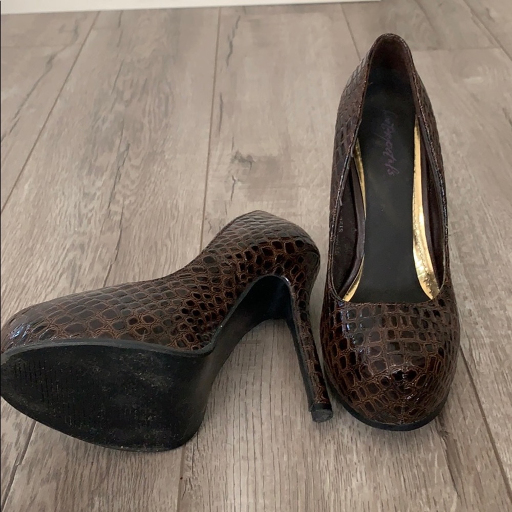 Shoe Dazzle Brown Patterned Heels - image 3